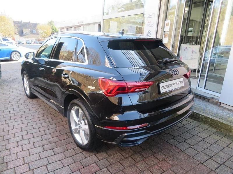 Gebraucht Audi Q3 S-Line 150 PS (110 kW) 2018 Schwarz SUV