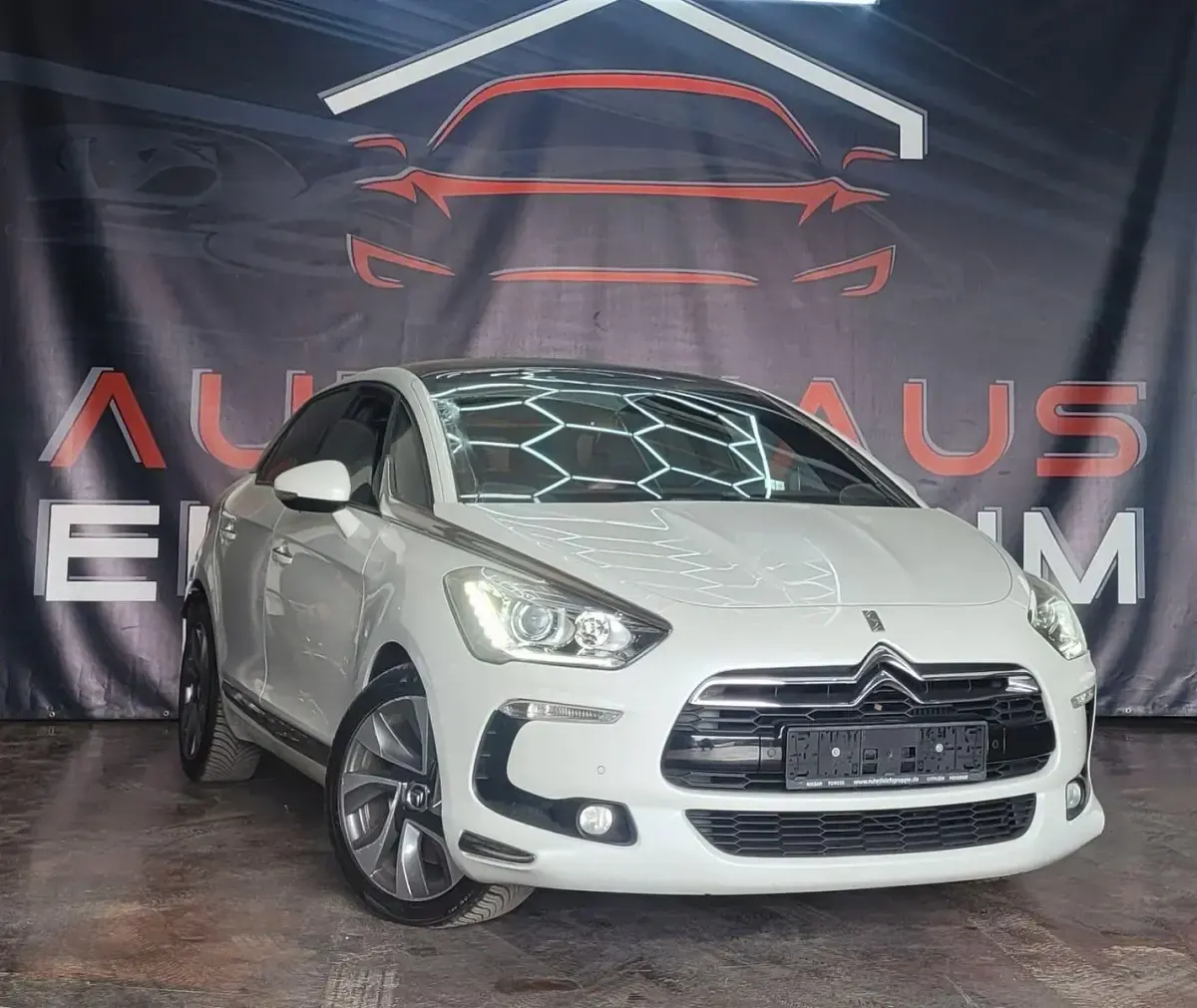 Gebraucht Citroën DS5 163 PS (119 kW) 2012 Weiß Kleinwagen