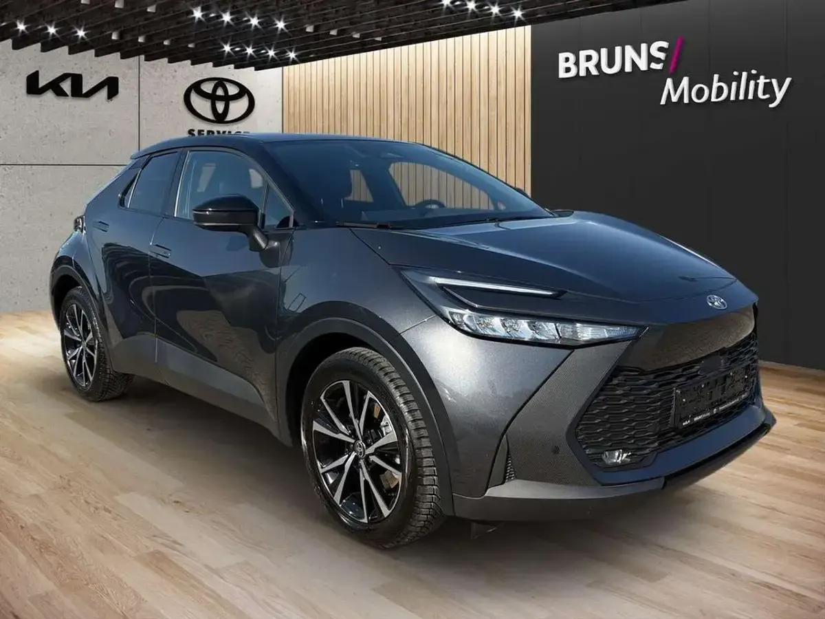 Gebraucht Toyota C-HR 223 PS (164 kW) 2025 Marlingrau/schwarz SUV