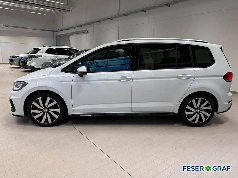 Gebraucht VW Touran 150 PS (110 kW) 2025 Pure white Van / Kleinbus