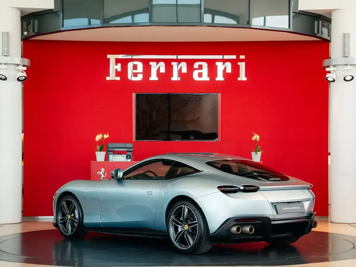Gebraucht Ferrari Roma 620 PS (456 kW) 2020 Grigio alloy Coupé