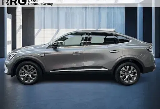 Second-hand Renault Arkana Techno 140 CP (102 kW) 2025 Alb SUV