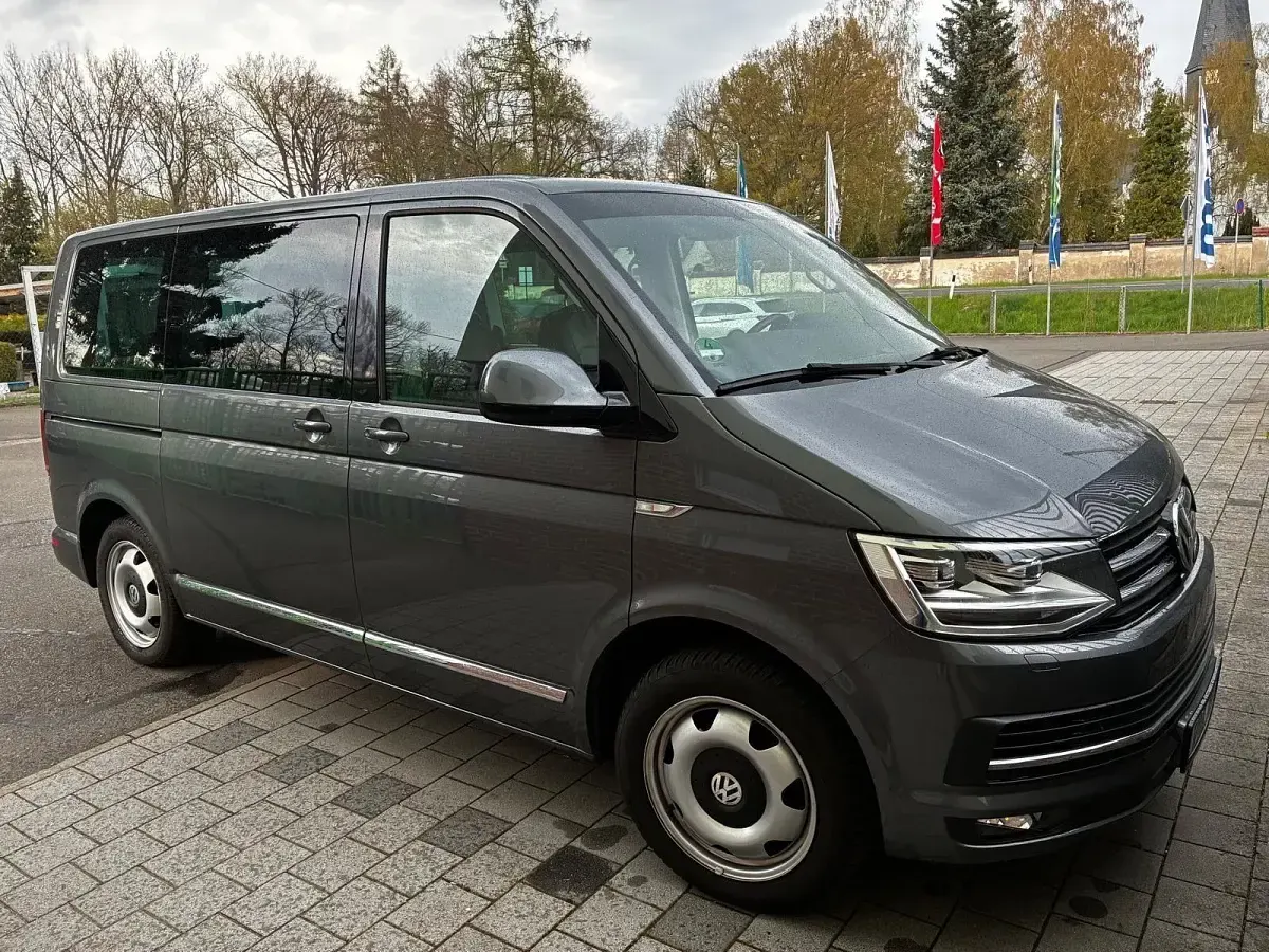 Gebraucht VW T6 Highline 150 PS (110 kW) 2016 Silber Van