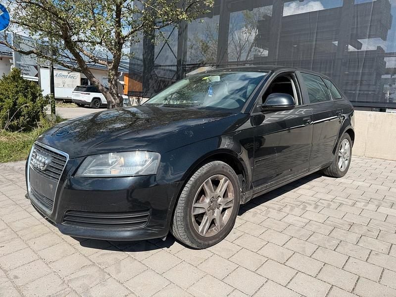 Usado Audi A3 105 HP (77 kW) 2010 Preto Citadino