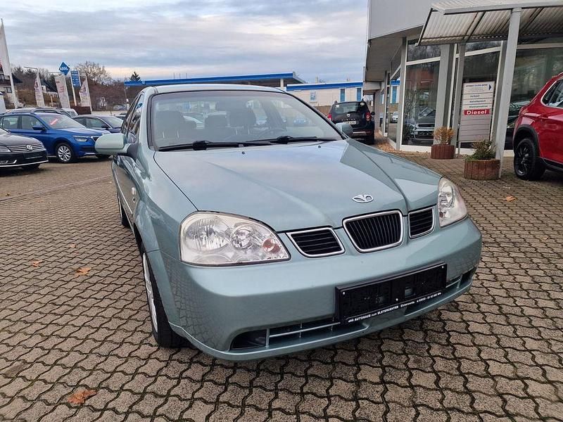 Gebraucht Chevrolet Nubira 109 PS (80 kW) 2003 Silber Limousine