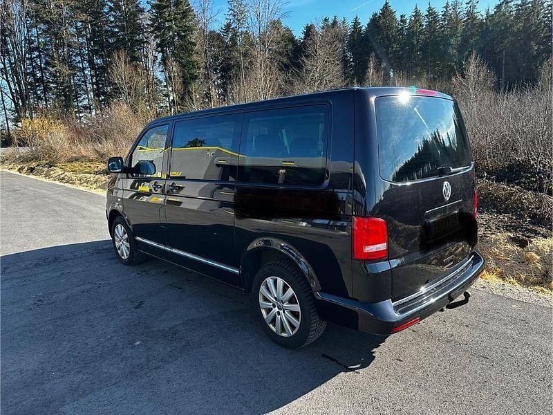 Schwarz Gebraucht 2013 VW Multivan Van | 18.600 € (Superpreis) - Bild 1/4