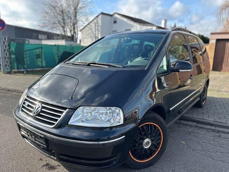 Schwarz Gebraucht 2008 VW Sharan Comfortline Van / Kleinbus | 3.000 € (Superpreis) - Bild 1/4