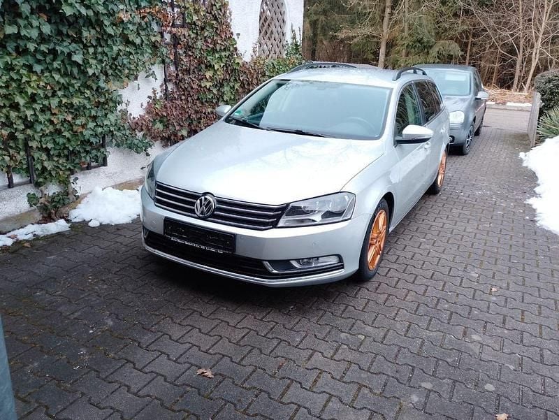 Gebraucht VW Passat Highline 177 PS (130 kW) 2013 Silber Kombi