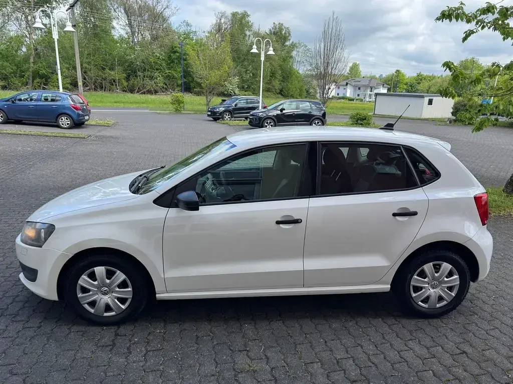 Brugt VW Polo Trendline 75 HK (55 kW) 2012 Hvid Hatchback