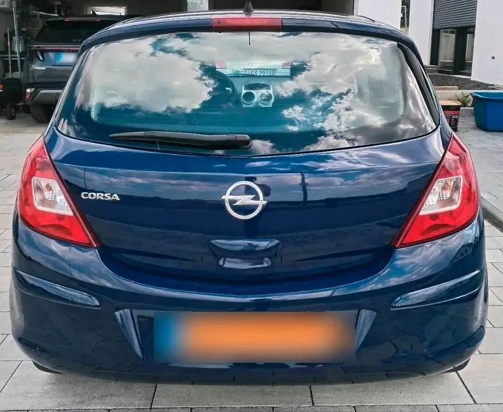 Gebraucht Opel Corsa 101 PS (74 kW) 2011 Blau Kleinwagen
