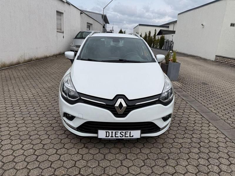 Gebraucht Renault Clio IV LE 75 PS (55 kW) 2018 Weiß Limousine