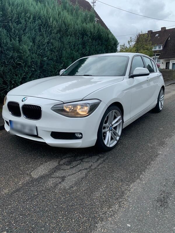 Weiß Gebraucht 2012 BMW 116 Kleinwagen | 6.300 € (Etwas zu teuer) - Bild 1/4