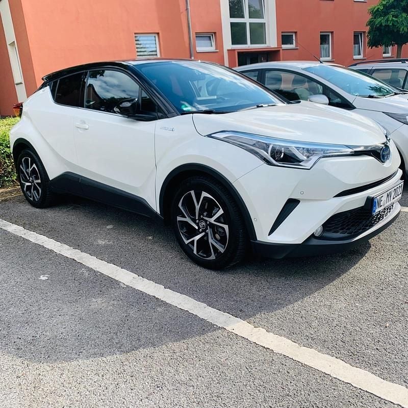 Weiß Gebraucht 2017 Toyota C-HR SUV | 17.000 € (Fairer Preis) - Bild 1/4