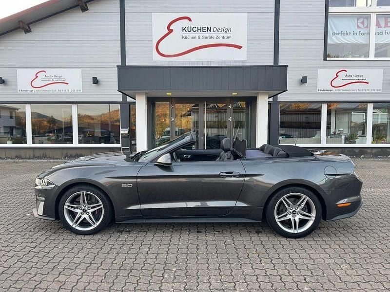 Grau Gebraucht 2020 Ford Mustang GT Cabrio | 39.900 € (Fairer Preis) - Bild 1/4