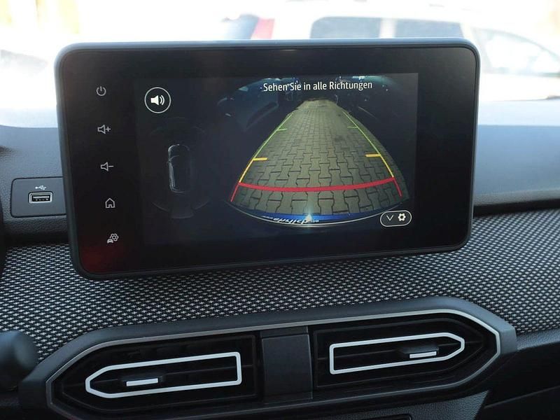 Gebraucht Dacia Sandero Expression 91 PS (66 kW) 2024 Blau SUV