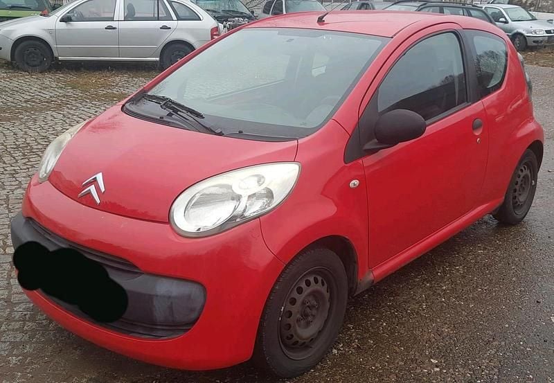 Rot Gebraucht 2009 Citroën C1 Kleinwagen | 1.299 € (Superpreis) - Bild 1/4