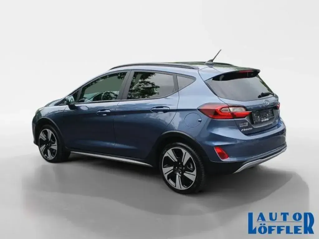 Gebraucht Ford Fiesta Active X 125 PS (91 kW) 2022 Chromablau (metallic) Kleinwagen