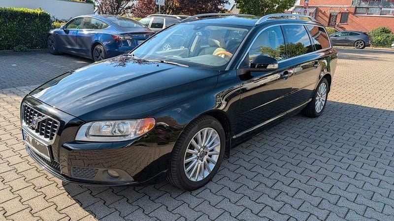 Schwarz Gebraucht 2007 Volvo V70 Summum Kombi | 4.444 € (Fairer Preis) - Bild 1/4