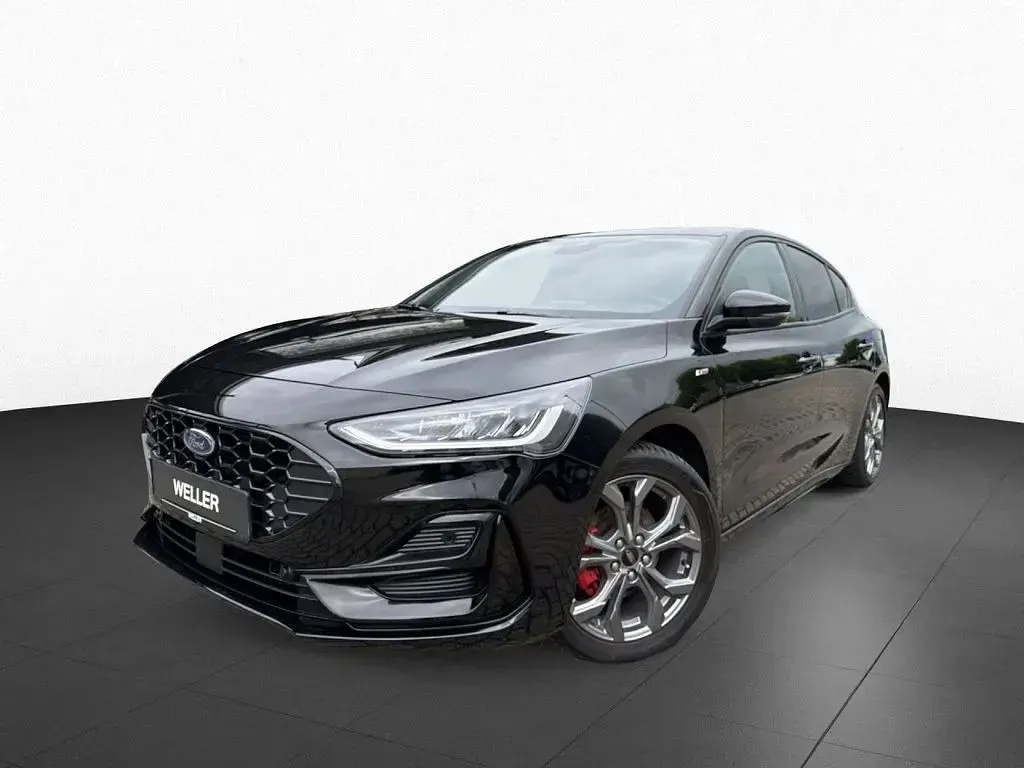 Gebraucht Ford Focus ST-Line 125 PS (91 kW) 2022 Black (schwarz) Limousine