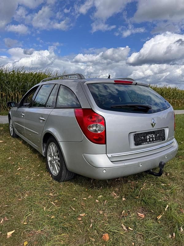 Silber Gebraucht 2006 Renault Laguna II Kombi | 1.900 € (Fairer Preis) - Bild 1/4