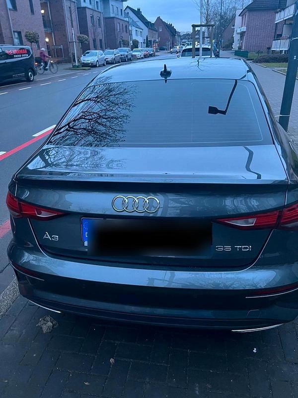 Gebraucht Audi A3 S-Line 150 PS (110 kW) 2022 Grau Limousine
