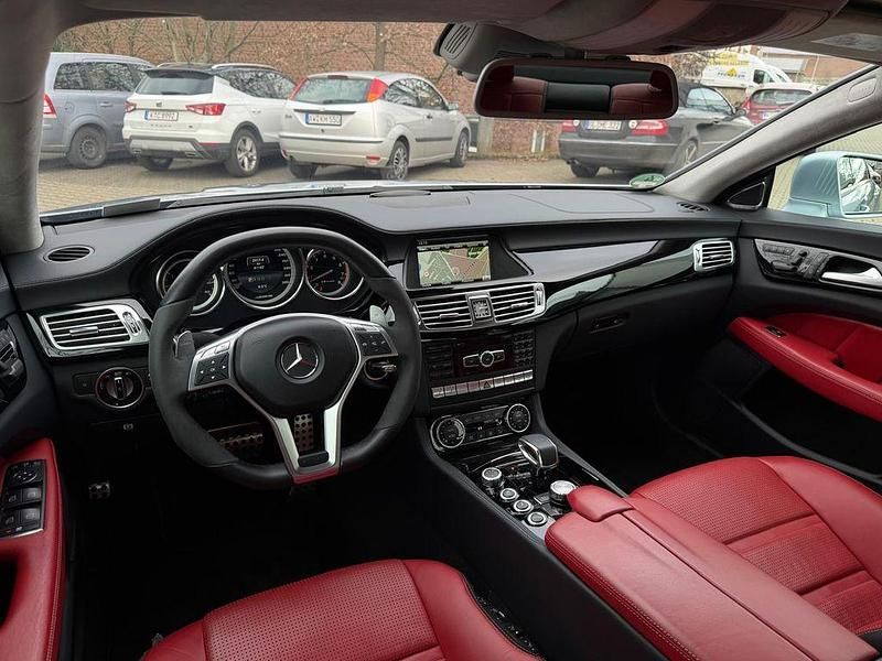Gebraucht Mercedes CLS63 AMG AMG 585 PS (430 kW) 2014 Silber Limousine