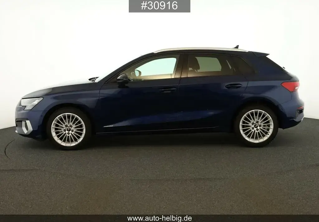 Używany Audi A3 Advanced 150 KM (110 kW) 2024 Niebieski Kombi