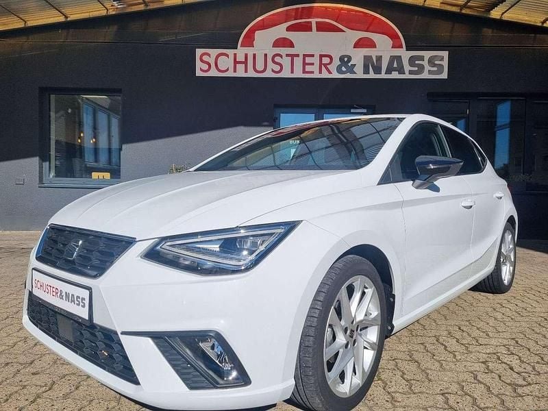 Weiß Gebraucht 2023 Seat Ibiza FR Sport Kleinwagen | 15.700 € (Guter Preis) - Bild 1/4