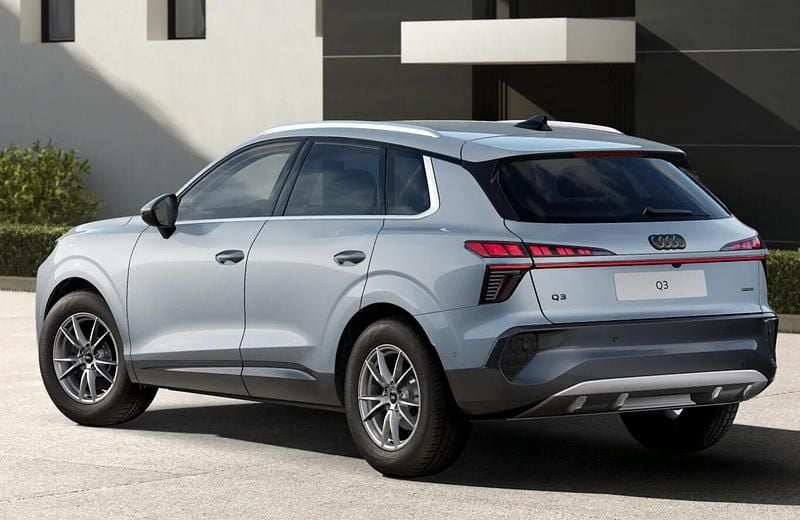 Neu Audi Q3 Ambiente 204 PS (150 kW) 2026 Pfeilgrau perleffekt SUV