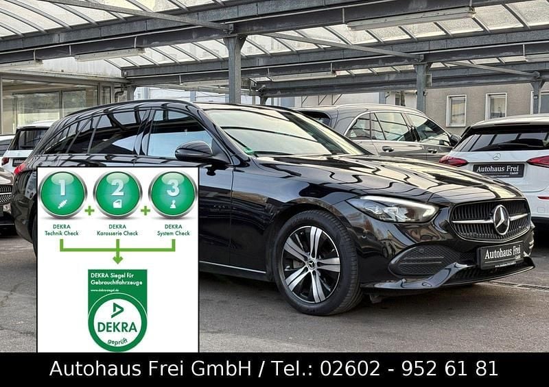 Gebraucht Mercedes C200 Avantgarde 184 PS (135 kW) 2022 Obsidianschwarz Kombi