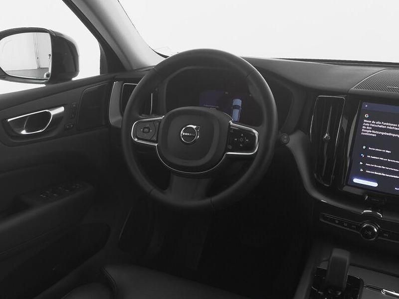 Gebraucht Volvo XC60 Plus 197 PS (144 kW) 2024 Grau SUV