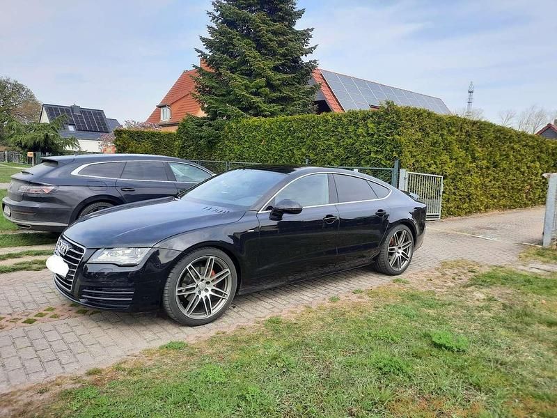 Gebraucht Audi A7 S-Line 204 PS (150 kW) 2012 Schwarz Kleinwagen