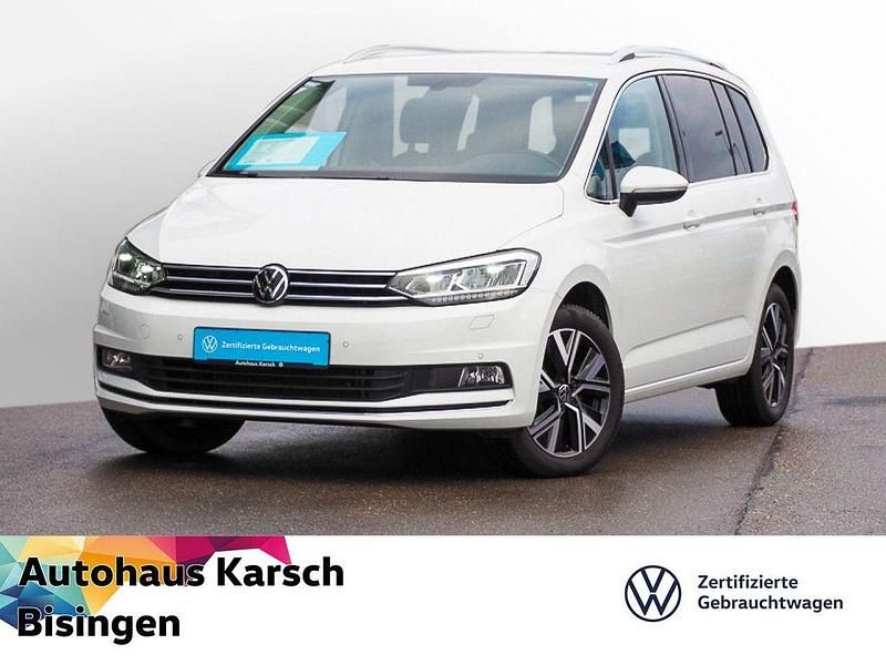 Weiß Gebraucht 2022 VW Touran Highline Van / Kleinbus | 31.890 € (Fairer Preis) - Bild 1/3