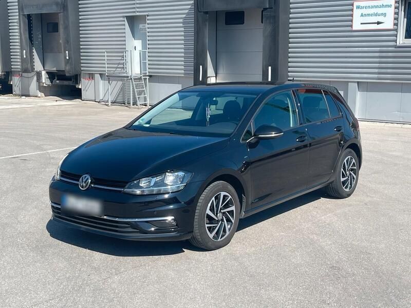 Schwarz Gebraucht 2018 VW Golf VII Join Limousine | 12.599 € (Guter Preis) - Bild 1/4