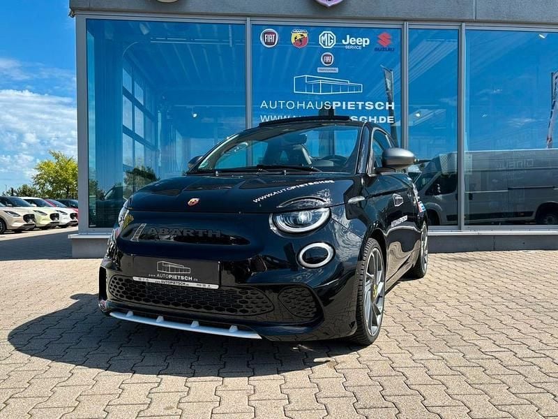 Schwarz Gebraucht 2025 Abarth 500e Turismo Kleinwagen | 39.892 € - Bild 1/4