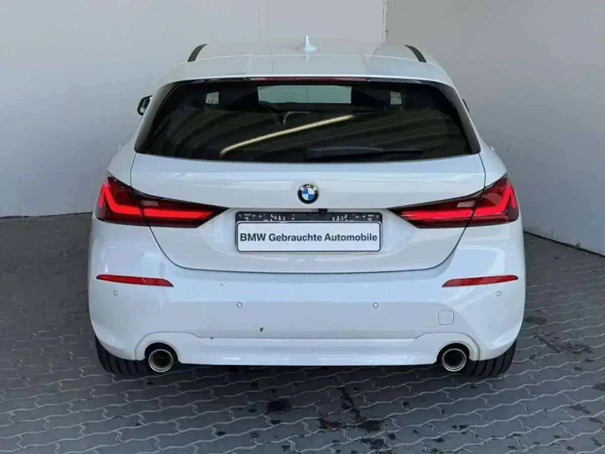 Gebraucht BMW 120 Advantage 178 PS (130 kW) 2023 Weiß Kleinwagen