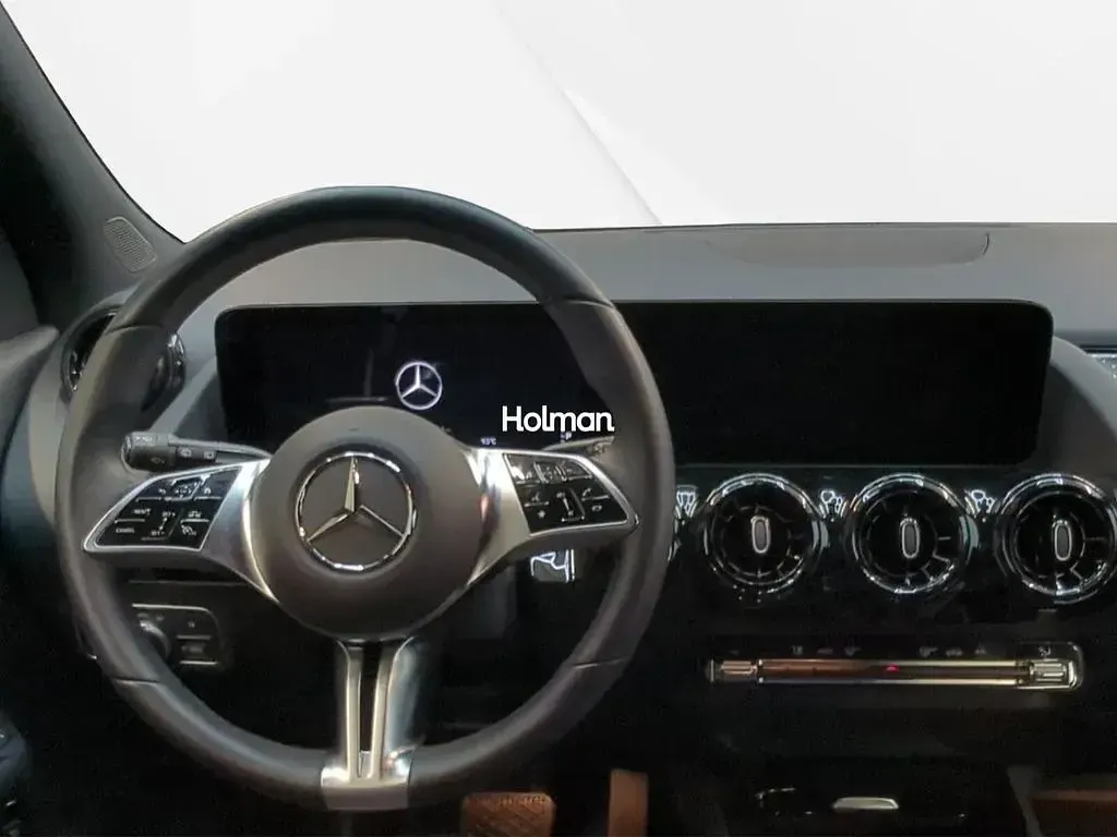 Usata Mercedes GLA200 163 CV (119 kW) 2024 Nero SUV