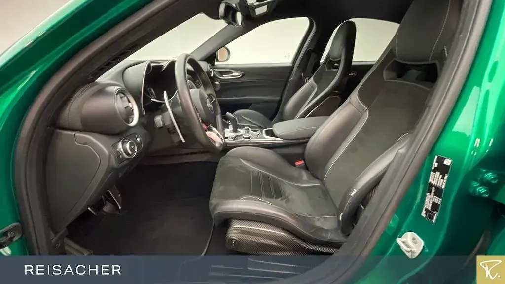 Gebraucht Alfa Romeo Giulia Quadrifoglio 510 PS (375 kW) 2022 Grün Limousine