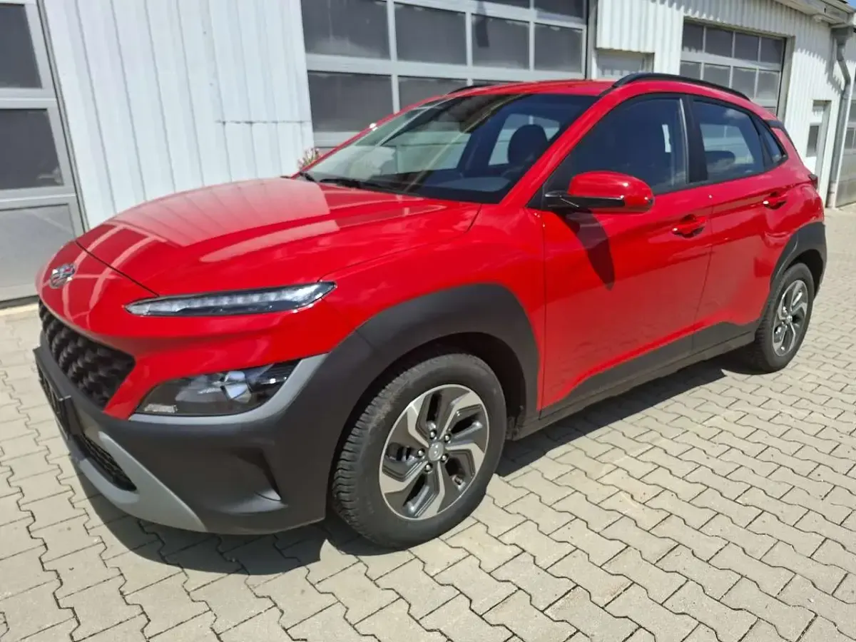 Gebraucht Hyundai Kona Select 141 PS (103 kW) 2022 Ignite flame / sol SUV