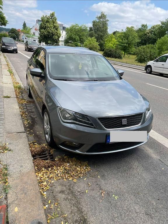 Gebraucht Seat Toledo Style 105 PS (77 kW) 2013 Silber Kleinwagen