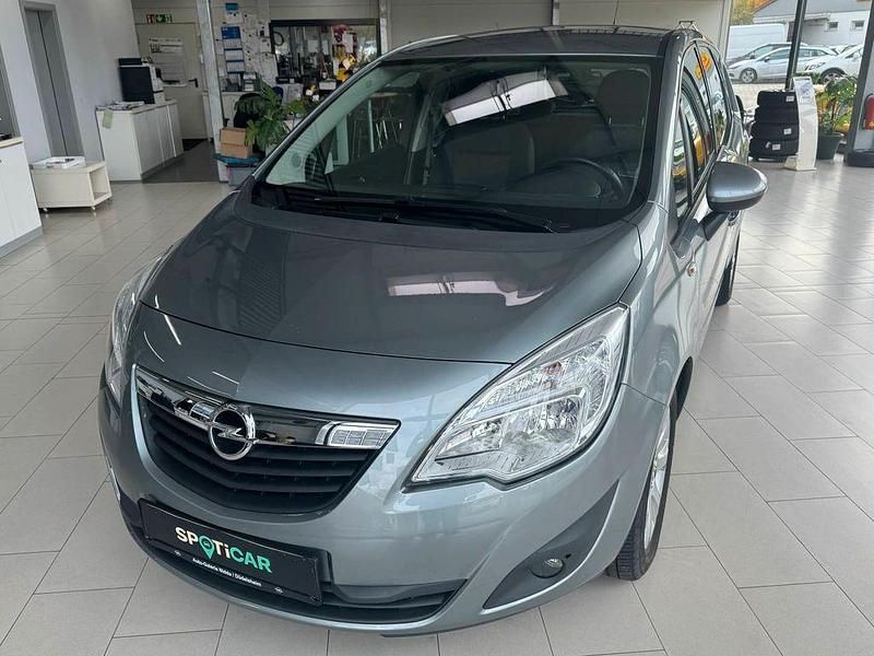 Gebraucht Opel Meriva Edition 120 PS (88 kW) 2010 Silber Van / Kleinbus