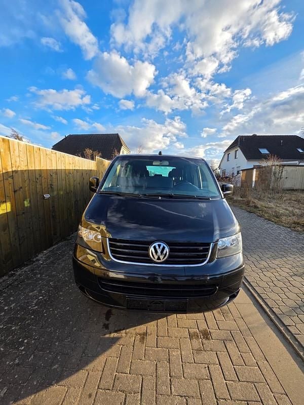 Second-hand VW T5 130 CP (95 kW) 2005 Negru Van