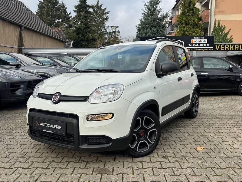 Bianco divino/zenit/ghiaccio/g Gebraucht 2021 Fiat Panda City Life Kleinwagen | 9.850 € (Guter Preis) - Bild 1/4
