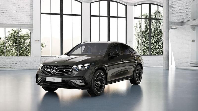 Grau Gebraucht 2025 Mercedes GLC220 AMG Coupé | 64.589 € - Bild 1/4