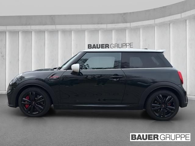 Gebraucht Mini John Cooper Works 231 PS (169 kW) 2023 Dunkelgruen Kleinwagen