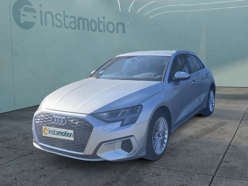 Silber Gebraucht 2022 Audi A3 Sportback Advanced Kleinwagen | 24.940 € (Guter Preis) - Bild 1/4