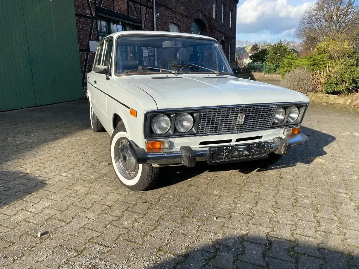 Gebraucht Lada 2106 75 PS (55 kW) 1985 Weiß Limousine