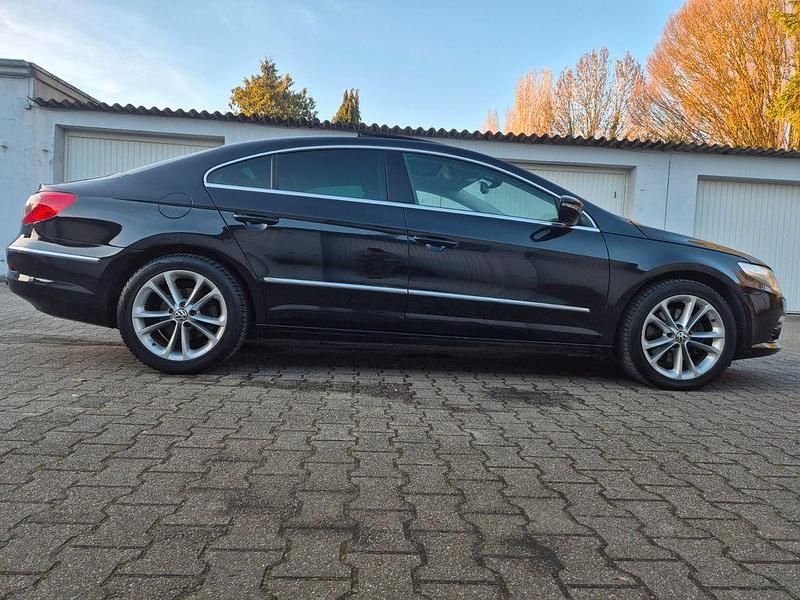 Gebraucht VW Passat Basis 160 PS (117 kW) 2009 Schwarz Limousine