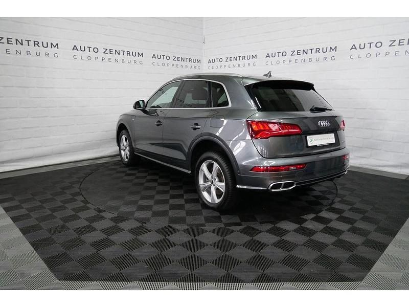 Gebraucht Audi Q5 S-Line 367 PS (269 kW) 2021 Grau SUV
