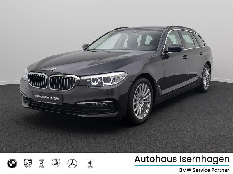 Sophistograu brillanteffekschwarz Gebraucht 2020 BMW 520 Sport Line Limousine | 27.999 € (Guter Preis) - Bild 1/4
